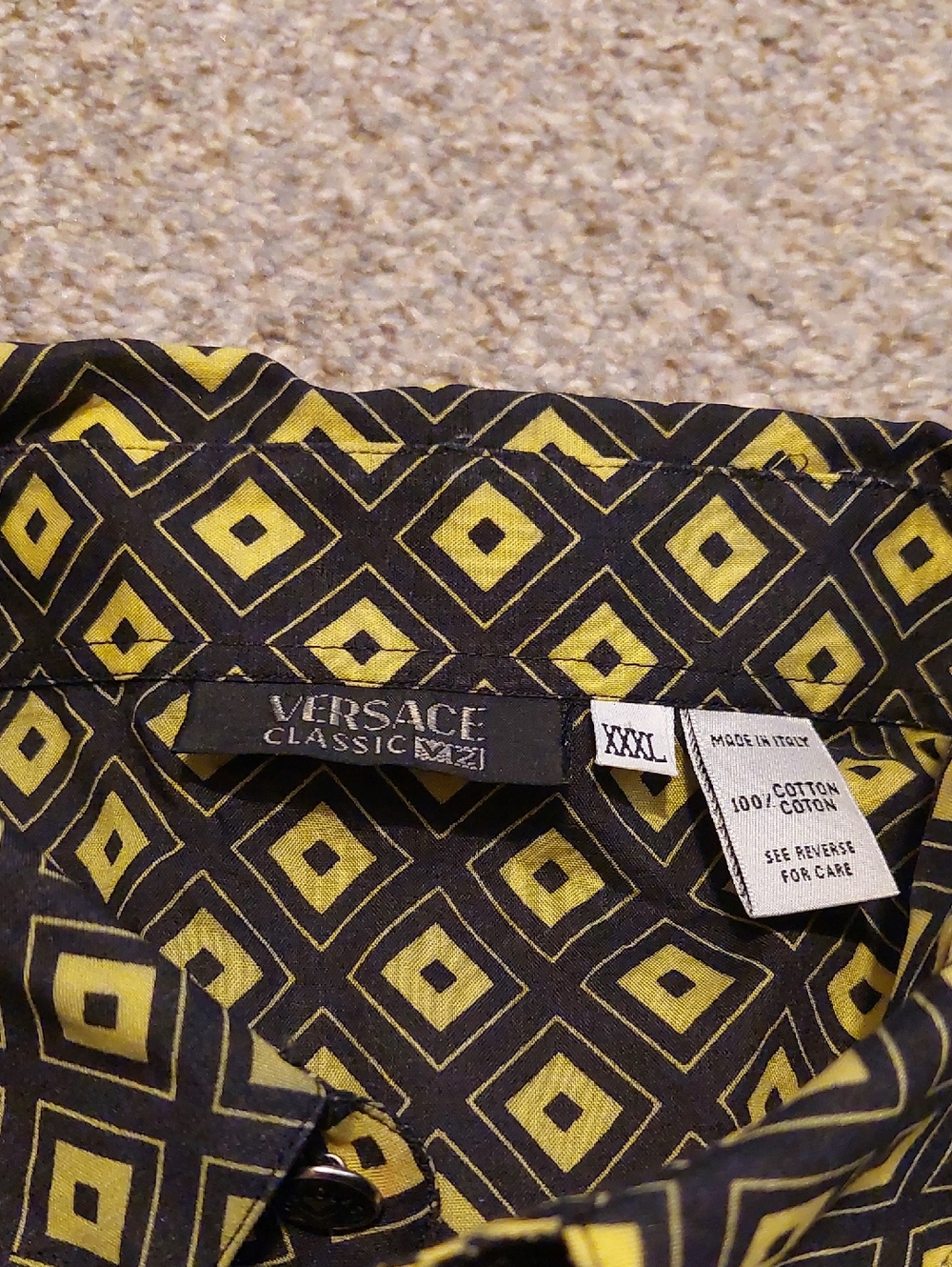 Retro Versace Classic Button-Up - Picture 2 of 7